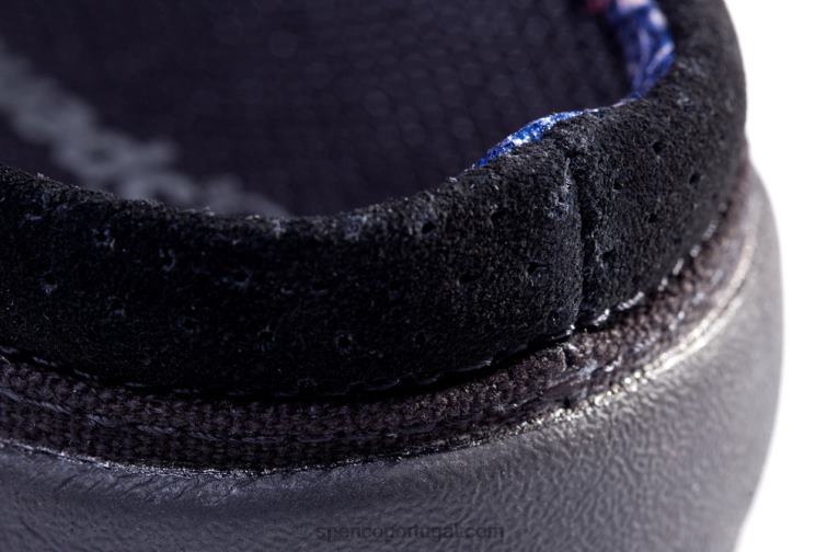 Spenco Footwear preto sesta nova perfurada 648F625 mulheres